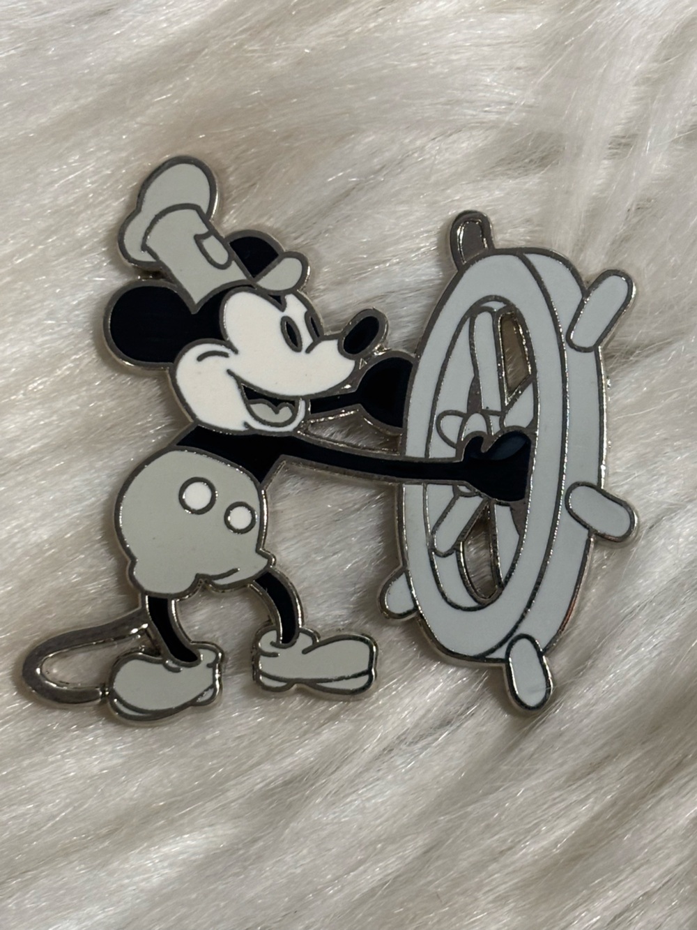 Disney Parks Mickey Mouse Steamboat Willie Collectible Trading 2008